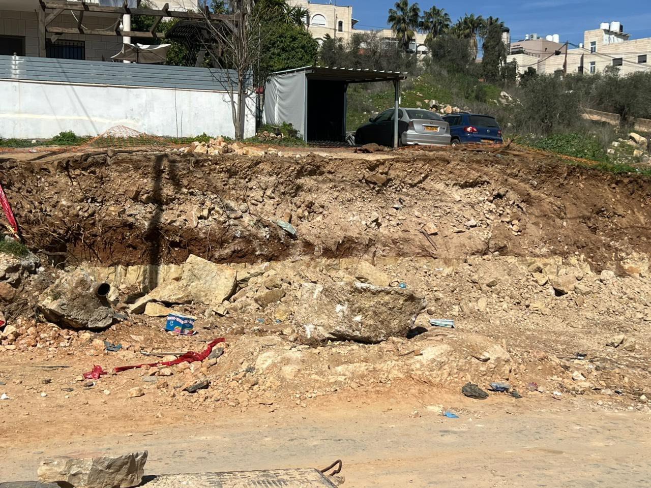 وزارة السياحة والآثار تعلن عن اكتشاف موقع أثري في جفنا 