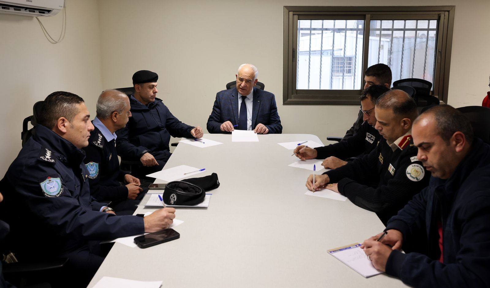 الداخلية: اللجنة الإعلامية للاستجابة الطارئة تباشر عملها للتعامل مع الاوضاع الراهنة