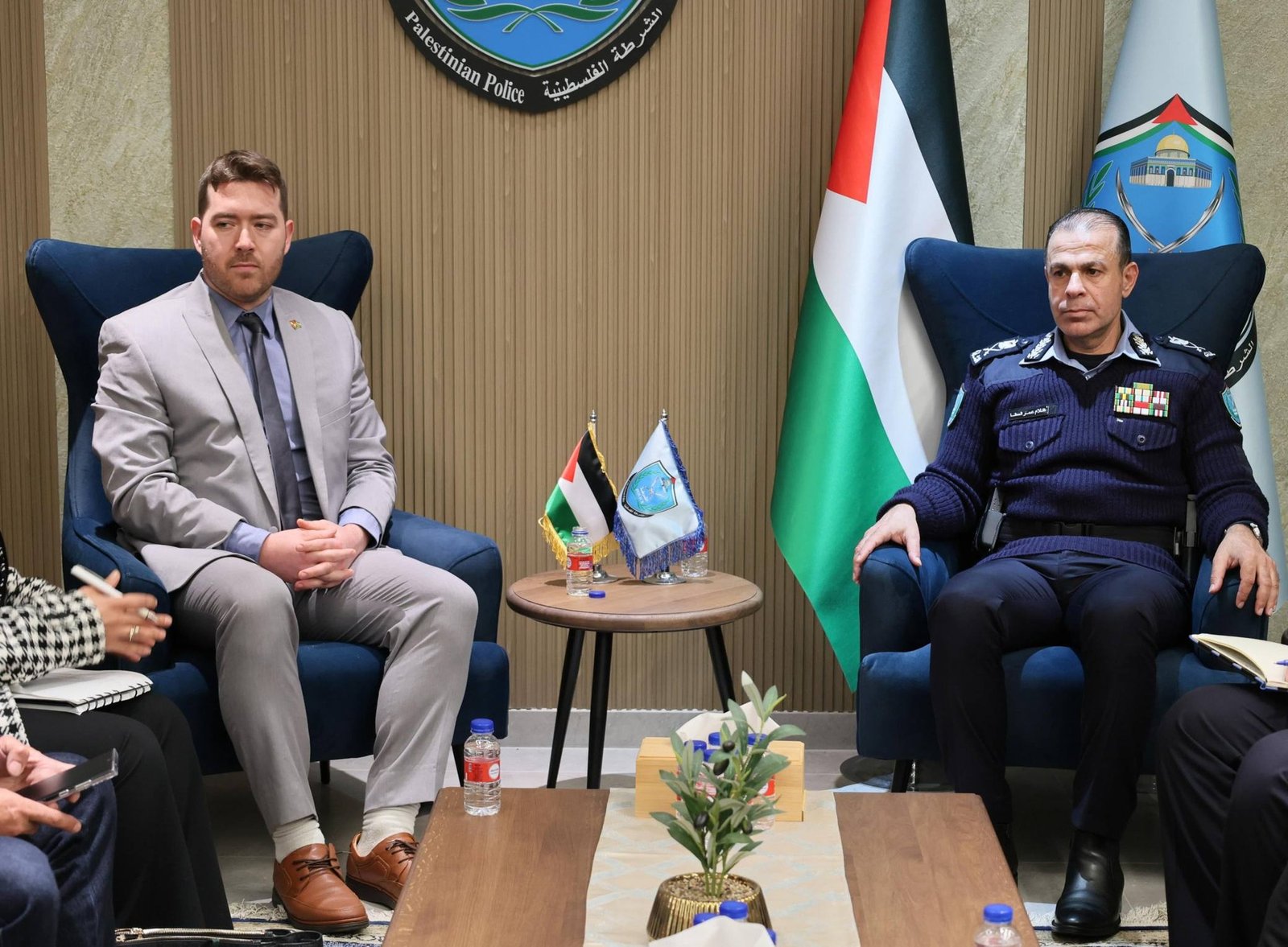 اللواء علام السقا يناقش إطلاق مشروع المختبر الجنائي مع الممثلية الكندية