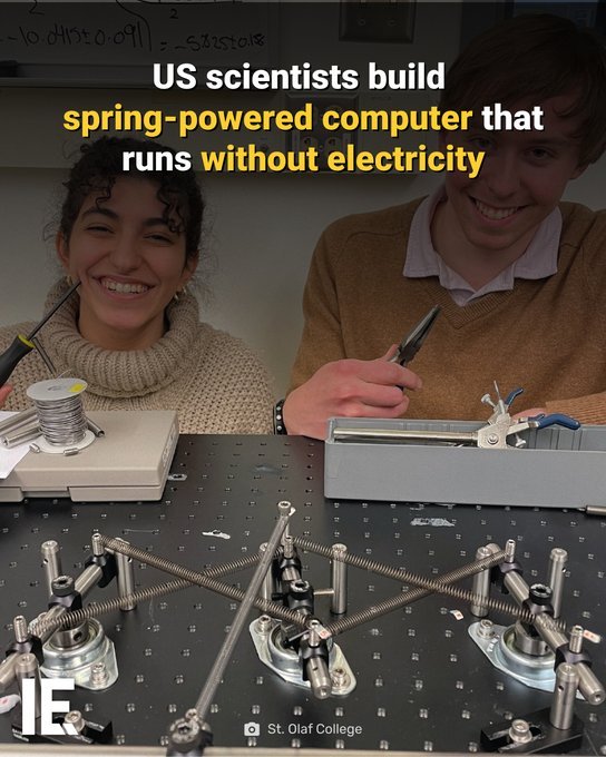 علماء  يطوّرون كمبيوتراً يعمل بلا كهرباء