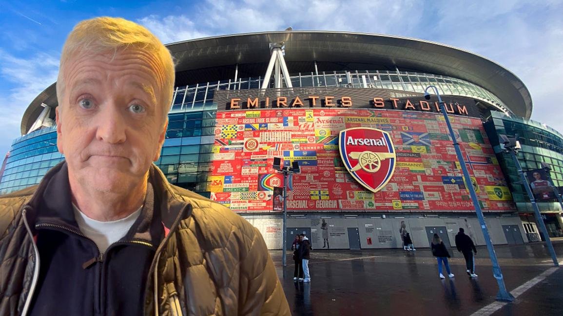 اللاعب مارك بونيك يتحدث عن غزة وطرده من نادي أرسنال