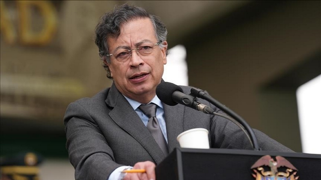 الرئيس الكولمبي يحذر من "تمرد" أمريكا اللاتينية إذا لم تغير أمريكا سياستها