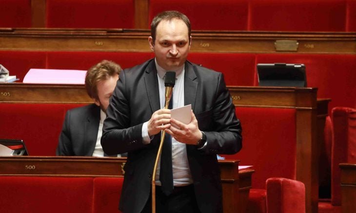 رئيس بلدية فرنسية يسعى لإقامة توأمة مع بلدية فلسطينية 