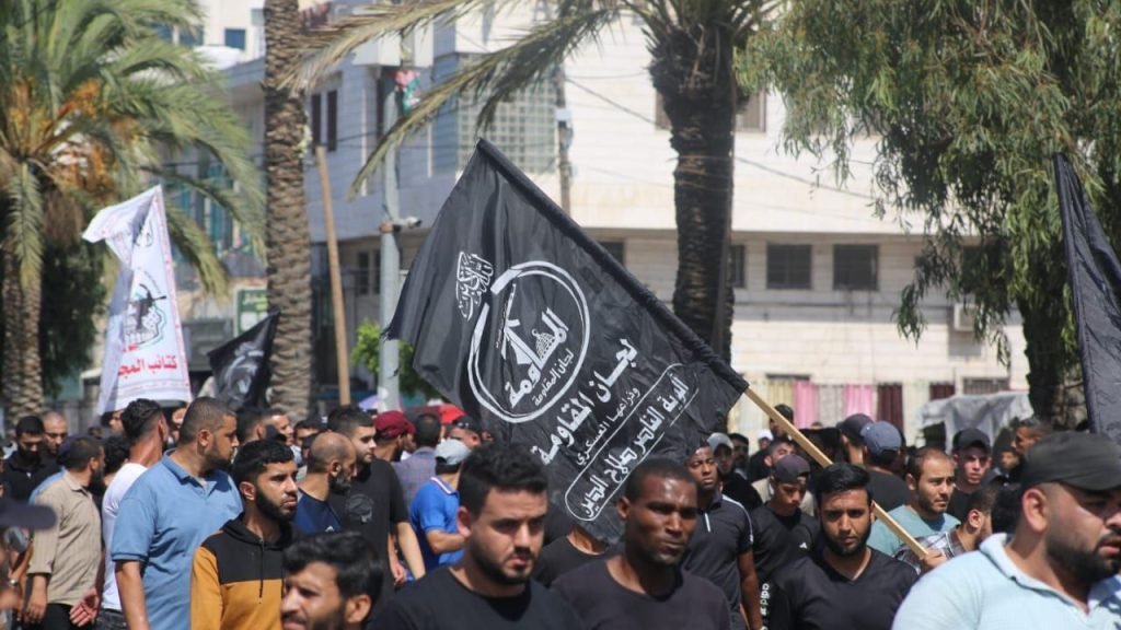 لجان المقاومة في فلسطين: مشاهد التنكيل بحق الأسرى جريمة حرب