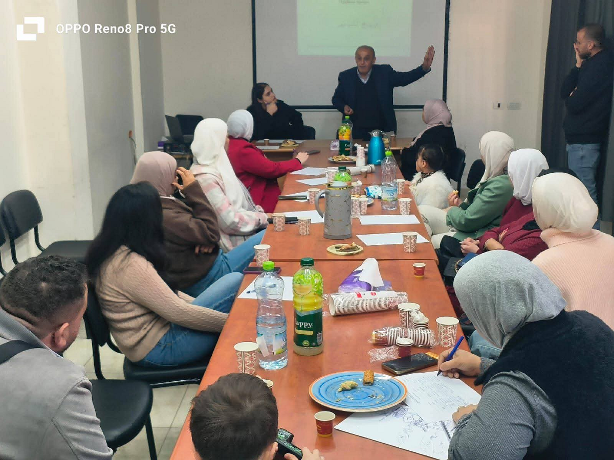 المركز الفلسطيني لقضايا السلام والديمقراطية و المنتدى التنويري الثقافي ينظمان لقاءا حواريا سياسيا حول واقع منظمة التحرير الفلسطينية 