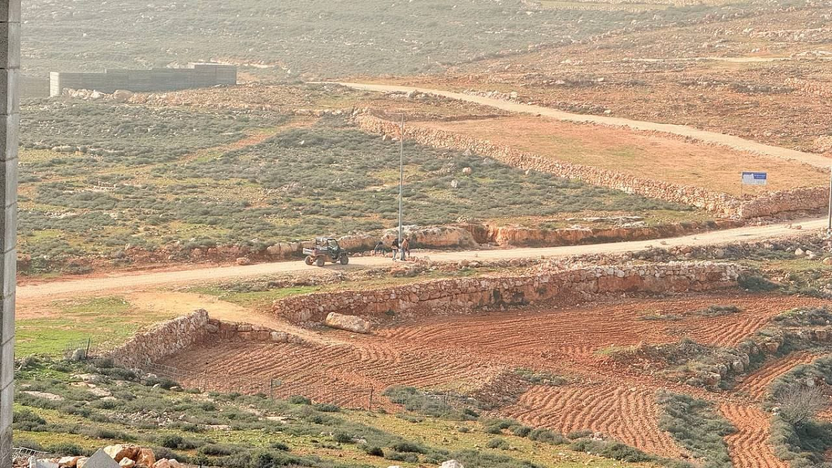 البؤر الاستيطانية تستهدف مناطق جنوب شرق نابلس