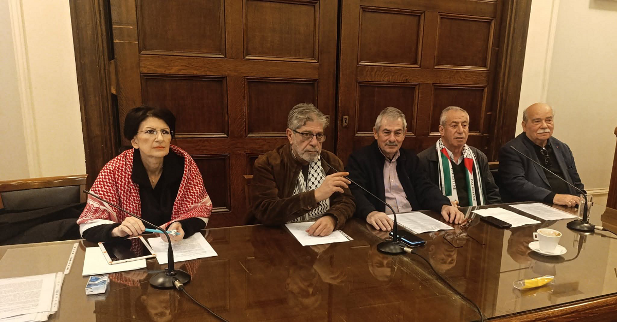 مؤتمر صحفي في أثينا للمطالبة بالإفراج العاجل عن مروان البرغوثي وأحمد سعدات وكافة الأسرى .