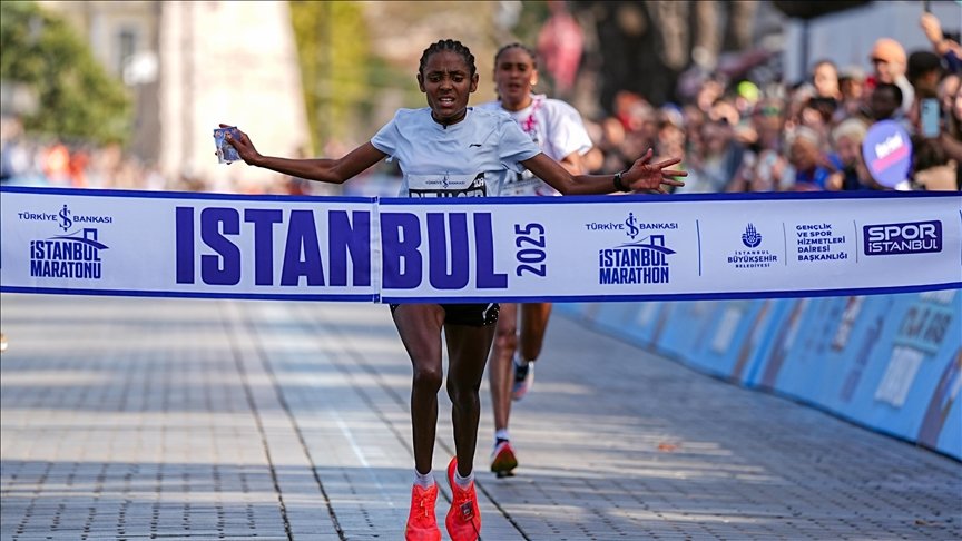 العداءة  أديرا تحرز لقب ماراثون إسطنبول