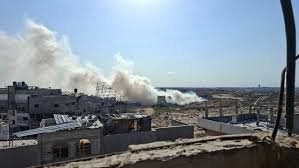 مدفعية الاحتلال تقصف بلدة بني سهيلا وحي الشجاعية