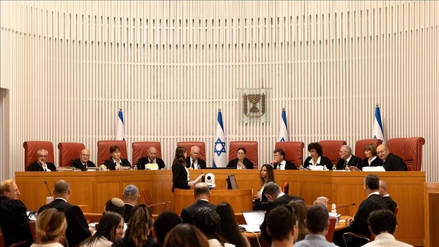 المحكمة العليا بإسرائيل تجمد قرار الحكومة إغلاق إذاعة الجيش