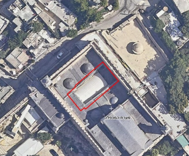 الاحتلال يستولي على سقف الباحة الداخلية في الحرم الإبراهيمي