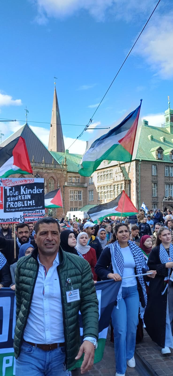 مسيرة حاشدة في مدينة بريمن  تنديدا  باستمرار جرائم الاحتلال و التجويع  في غزة