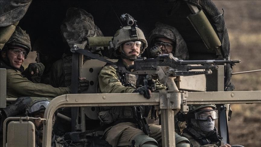 جيش الاحتلال يتوعد بتدمير المزيد من الأبراج في غزة