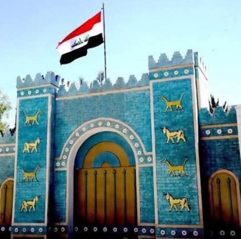 العراق يجلي مواطنين عالقين في قطاع غزة ويؤمن عودتهم