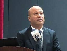 أبو هولي يدعو "الأونروا" لإعادة النظر بقرارها بشأن الخدمات الصحية بلبنان 