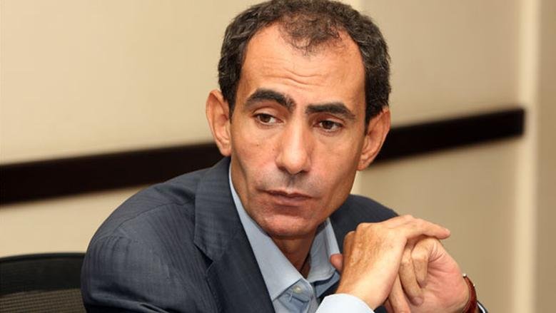 لماذا تراجع ترمب وكيف يؤثر موقفه من الصين في العالم؟