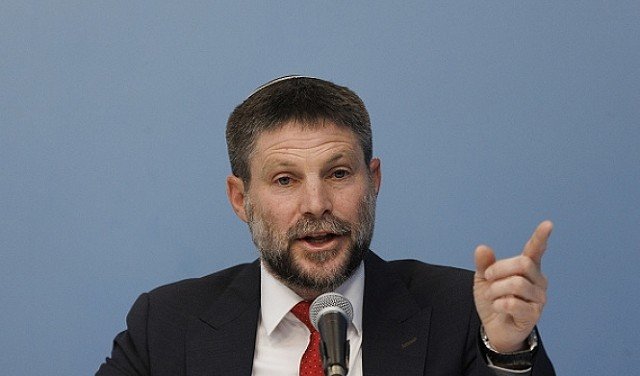 سموتريتش: لو استقبلت أوروبا 10 او 20 الف مواطن من غزة لانتهينا من الأمر منذ زمن