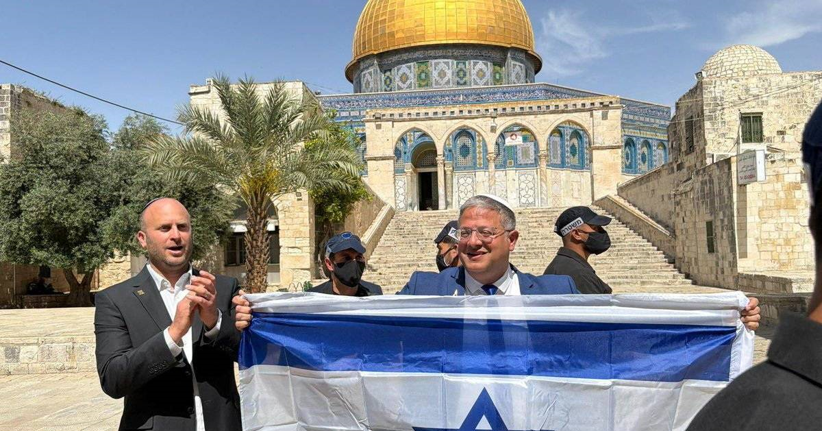 وزراء ونواب إسرائيليون يطالبون نتنياهو بإغلاق الأقصى أمام العرب لجعله «حراً لليهود»